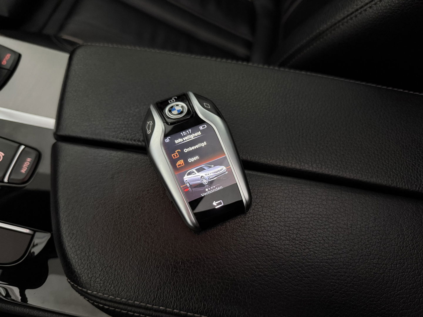 BMW 5 Serie 520i High Executive M-Sport 184PK | Pano | Sfeer | HuD | Virtual | Memory | Camera | Navi | Keyless | NAP