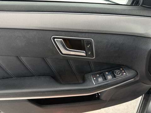 Mercedes-Benz E-Klasse 200 CDI Ambition Avantgarde | Export | Camera | Clima | Stoelverw. | Leder | Cruise | Navi | NAP