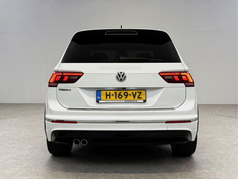 Volkswagen Tiguan 1.5 TSI 150PK ACT R-Line | Pano | Virtual | Carplay | Camera | LED | Adaptive Cruise | Dodehoek
