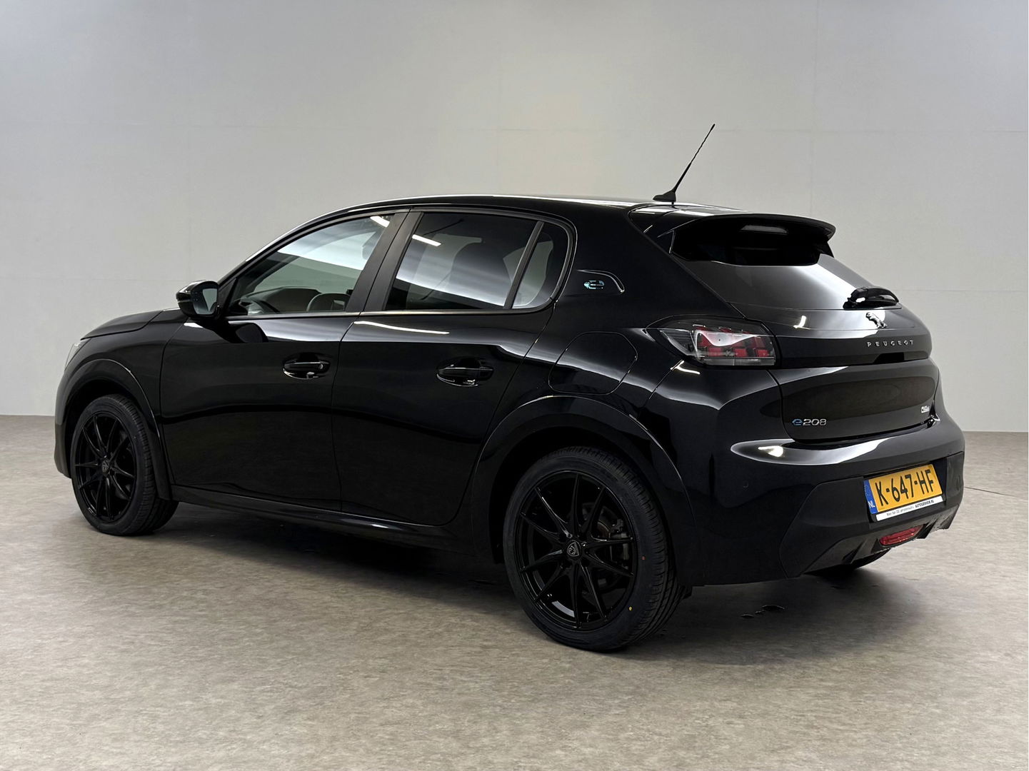 Peugeot e-208 EV Active 50 kWh | SOH 93% | Snelladen | Carplay | Cruise | Parkeersens. | Navi | NAP