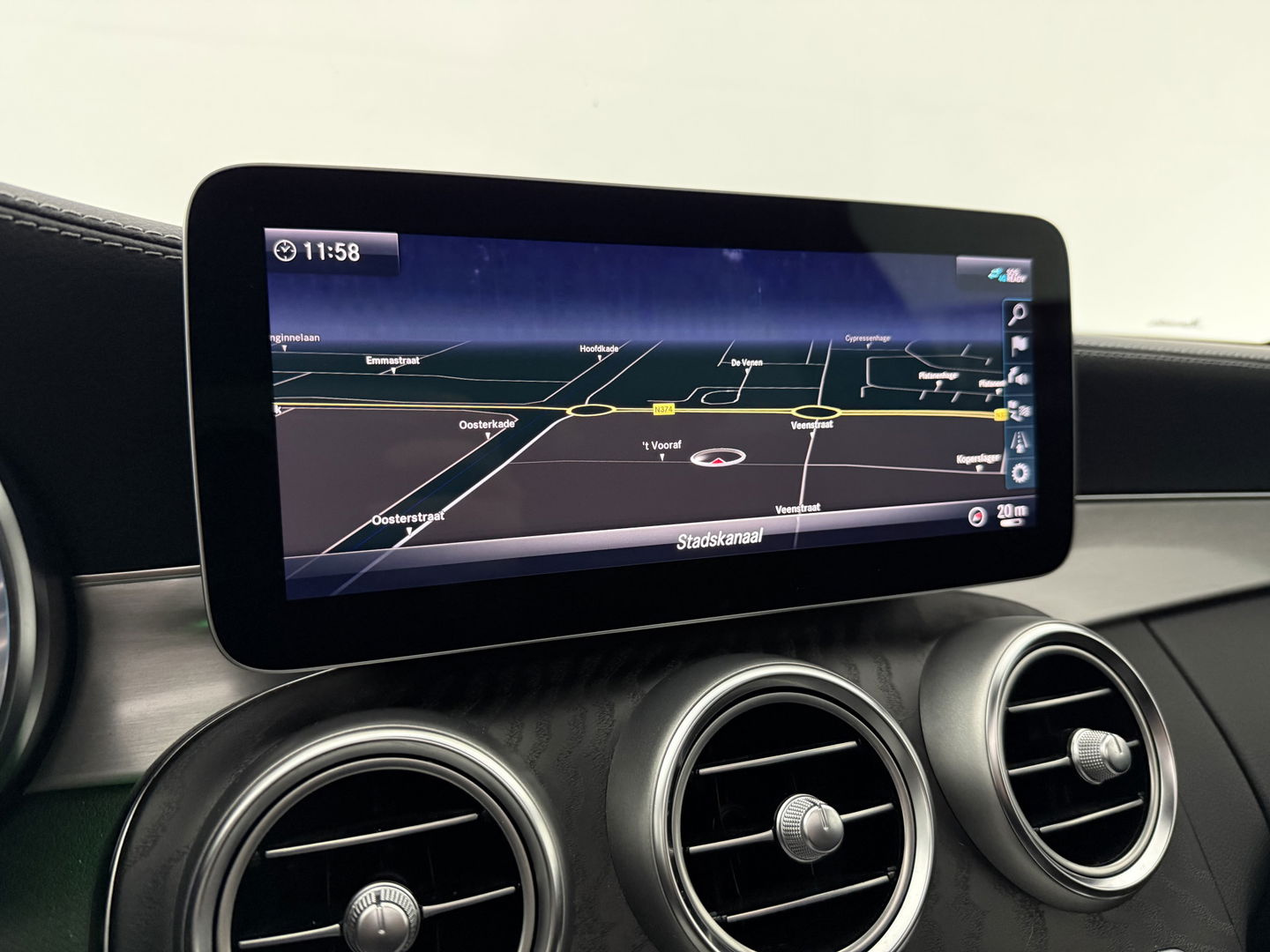 Mercedes-Benz C-Klasse 300 e AMG Limited | SOH 86% | Pano | Sfeer | Virtual | 360° | Trekh. | Stoelverw. | Cruise | Navi | NAP