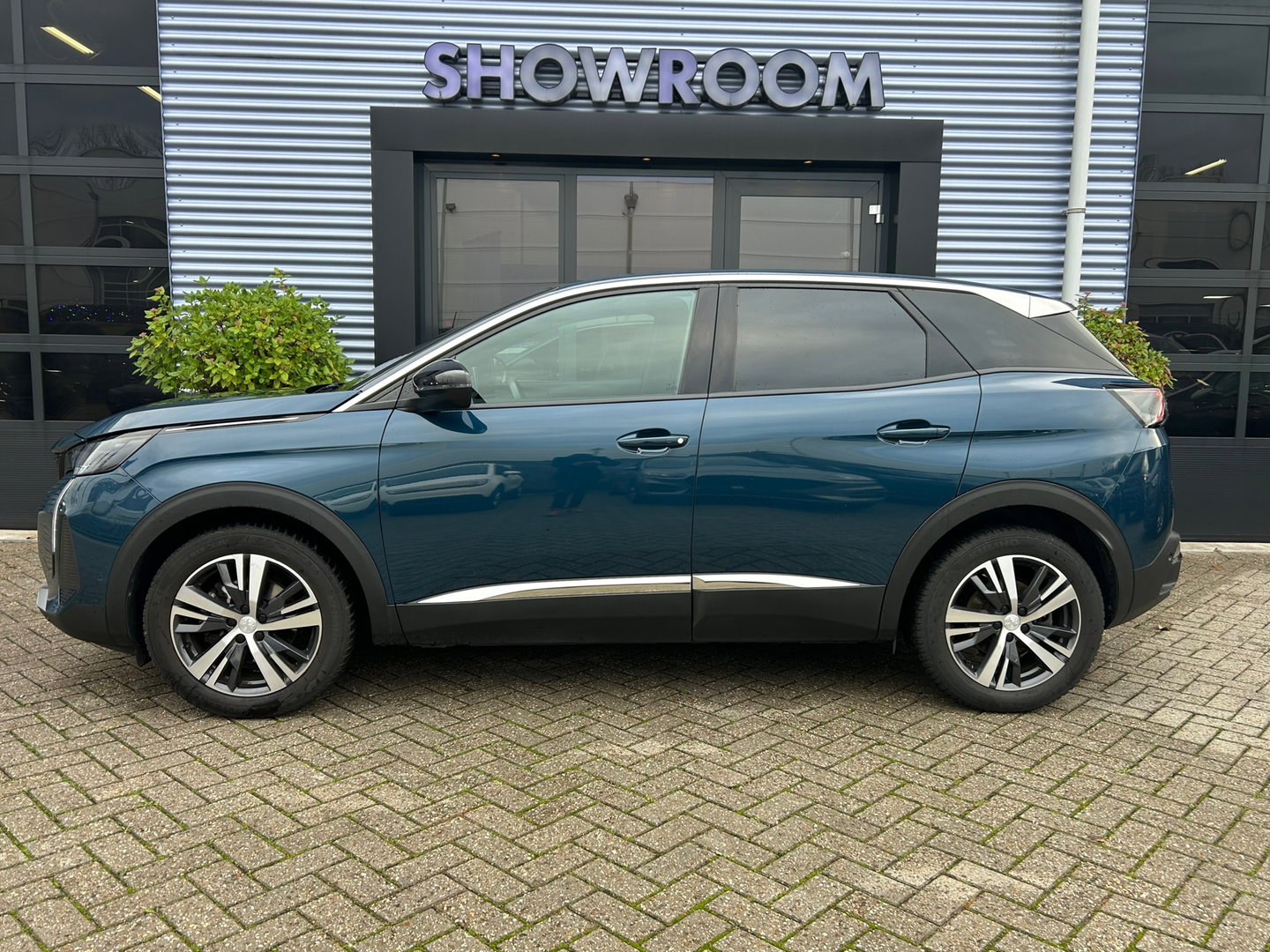 Peugeot 3008 1.2 PureTech Allure Applecarplay|Cruisecontrol|Stoelverwarming|Lichtmetalenvelgen