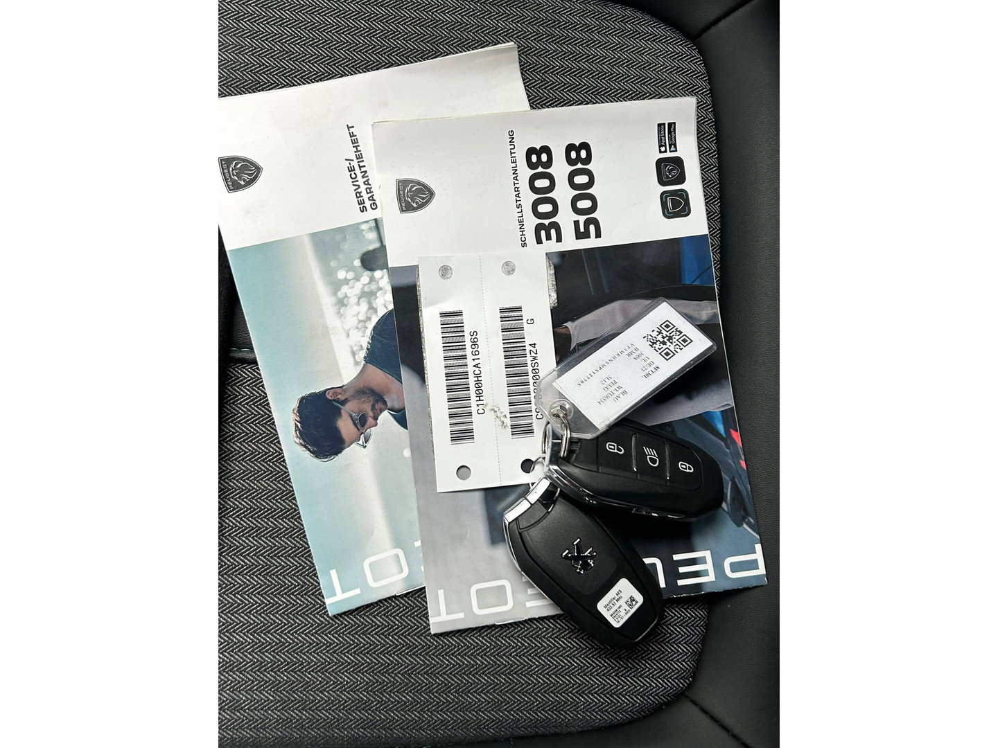 Peugeot 3008 1.2 PureTech Allure Applecarplay|Cruisecontrol|Stoelverwarming|Lichtmetalenvelgen