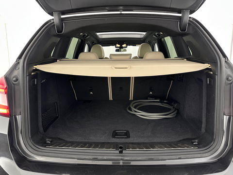 BMW iX3 High Executive 80 kWh [ 3-Fase-11kW ] {SOH-96%} (INCL-BTW) Aut. *PANO | LEATHER | HARMAN/KARDON | FULL-LED | BLINDSPOT | MEMORY-PACK | DIGI-COCKPIT | HEATED-SPORTSEATS | KEYLESS | TOPVIEW | DAB+ | NAVI-FULLMAP | HEAD-UP | 20''ALU*