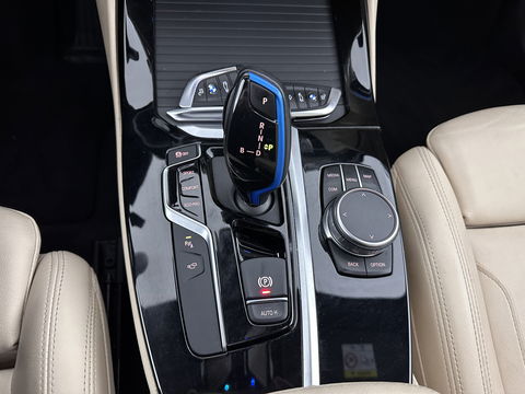 BMW iX3 High Executive 80 kWh [ 3-Fase-11kW ] {SOH-96%} (INCL-BTW) Aut. *PANO | LEATHER | HARMAN/KARDON | FULL-LED | BLINDSPOT | MEMORY-PACK | DIGI-COCKPIT | HEATED-SPORTSEATS | KEYLESS | TOPVIEW | DAB+ | NAVI-FULLMAP | HEAD-UP | 20''ALU*