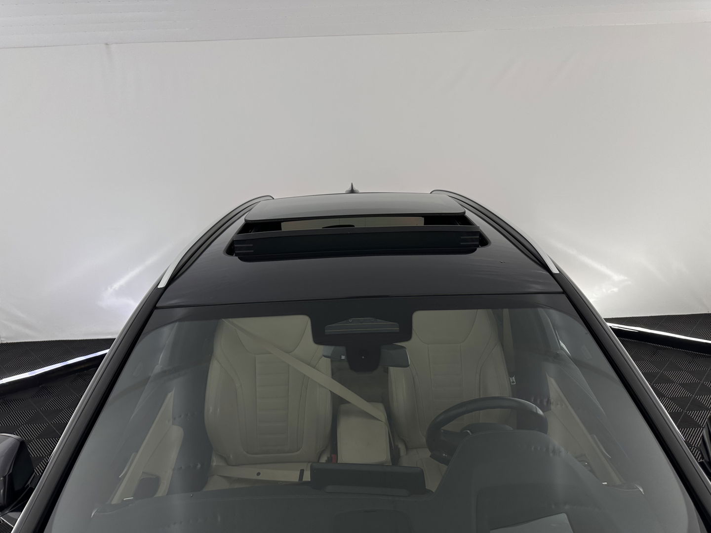 BMW iX3 High Executive 80 kWh [ 3-Fase-11kW ] {SOH-96%} (INCL-BTW) Aut. *PANO | LEATHER | HARMAN/KARDON | FULL-LED | BLINDSPOT | MEMORY-PACK | DIGI-COCKPIT | HEATED-SPORTSEATS | KEYLESS | TOPVIEW | DAB+ | NAVI-FULLMAP | HEAD-UP | 20''ALU*