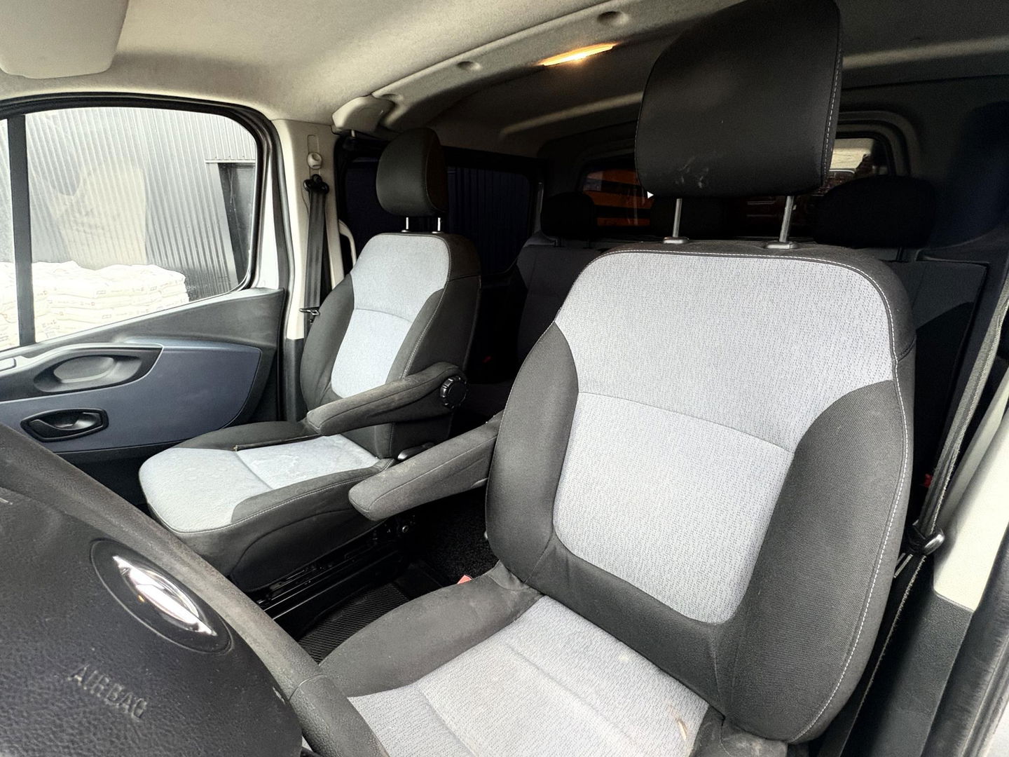 Opel Vivaro L2H1 120pk DC Sport | MARGE | Velgen | Sidesteps | Dubbel cabine | Trafic | Talento