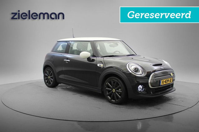MINI Electric - Mini Essential 33 kWh - Carplay, Navi, Clima, Cruise, Camera, Half Leer, SOH 95%
