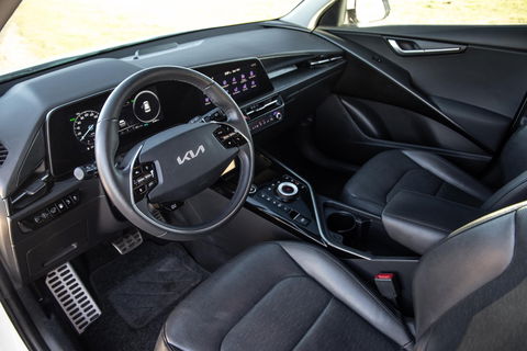 Kia Niro 1.6 GDi PHEV DynamicLine TREKHAAK / PLUG IN HYBRID / CARPLAY / NAVI / FABRIEKS GARANTIE !