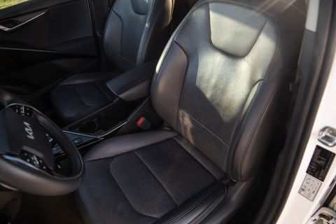 Kia Niro 1.6 GDi PHEV DynamicLine TREKHAAK / PLUG IN HYBRID / CARPLAY / NAVI / FABRIEKS GARANTIE !