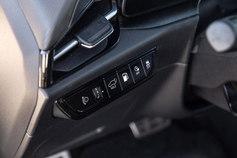 Kia Niro 1.6 GDi PHEV DynamicLine TREKHAAK / PLUG IN HYBRID / CARPLAY / NAVI / FABRIEKS GARANTIE !