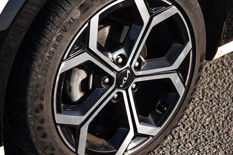 Kia Niro 1.6 GDi PHEV DynamicLine TREKHAAK / PLUG IN HYBRID / CARPLAY / NAVI / FABRIEKS GARANTIE !