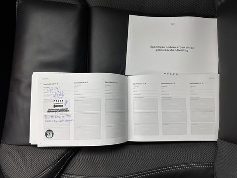 Volvo S60 2.0 B3 R-Design Black Edition (INCL-BTW) Aut. *FULL-LED | LEATHER | HEATED-R-SPORTSEATS | HARMAN/KARDON | MEMORY-PACK | CAMERA | NAVI-FULLMAP | ECC | PRIVACYGLASS | PDC | CRUISE | LANE-ASIST | DAB | DIGI-COCKPIT | TOWBAR