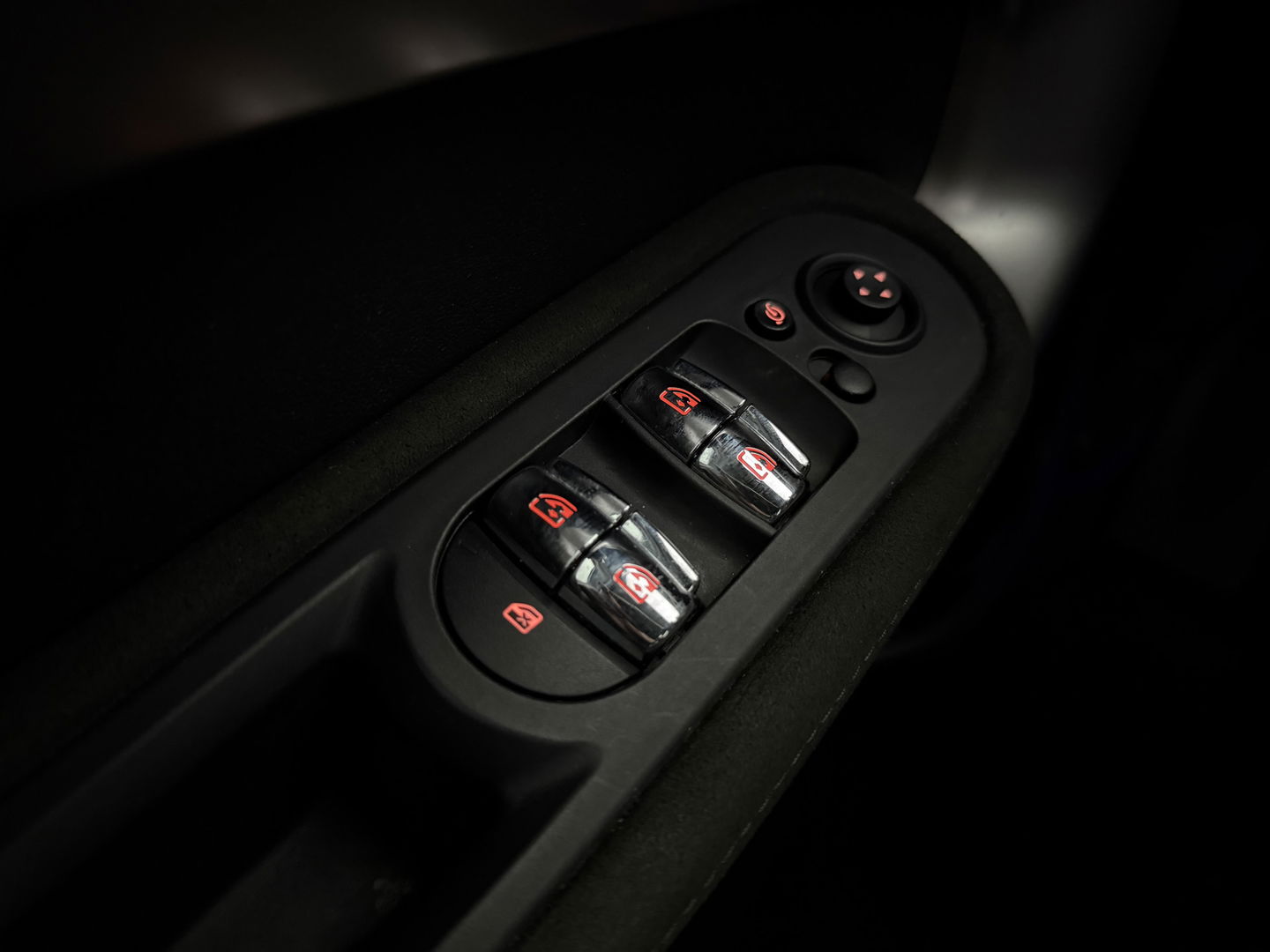 MINI Countryman 1.5 Cooper White Silver Edition | H/K | HuD | Pano | Sfeer | Stoelverw. | Carplay | Keyless | NAP