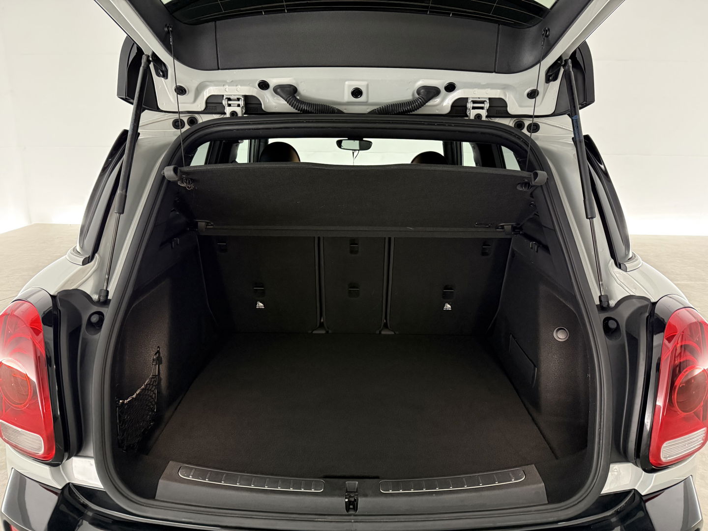 MINI Countryman 1.5 Cooper White Silver Edition | H/K | HuD | Pano | Sfeer | Stoelverw. | Carplay | Keyless | NAP