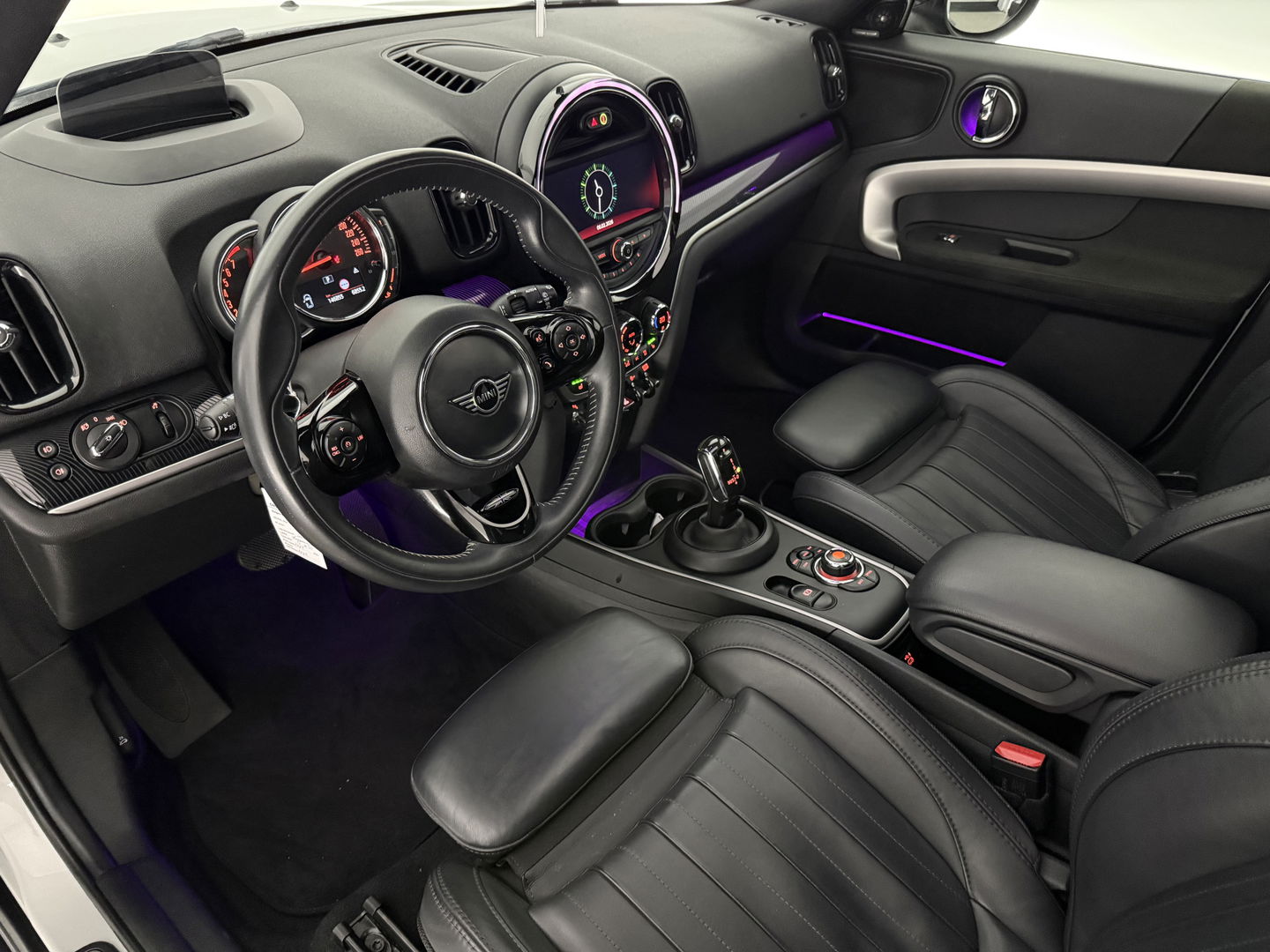 MINI Countryman 1.5 Cooper White Silver Edition | H/K | HuD | Pano | Sfeer | Stoelverw. | Carplay | Keyless | NAP