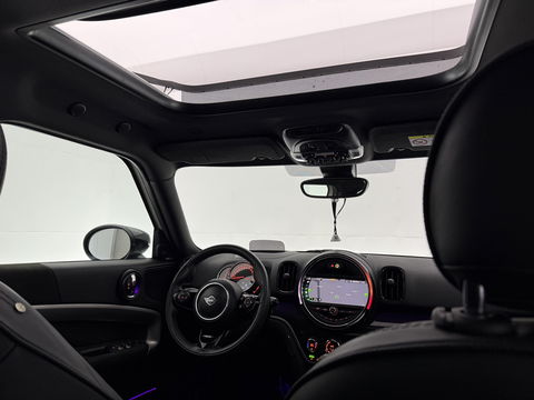 MINI Countryman 1.5 Cooper White Silver Edition | H/K | HuD | Pano | Sfeer | Stoelverw. | Carplay | Keyless | NAP