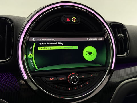 MINI Countryman 1.5 Cooper White Silver Edition | H/K | HuD | Pano | Sfeer | Stoelverw. | Carplay | Keyless | NAP