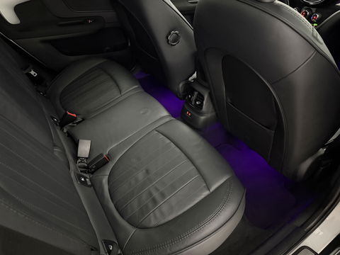 MINI Countryman 1.5 Cooper White Silver Edition | H/K | HuD | Pano | Sfeer | Stoelverw. | Carplay | Keyless | NAP