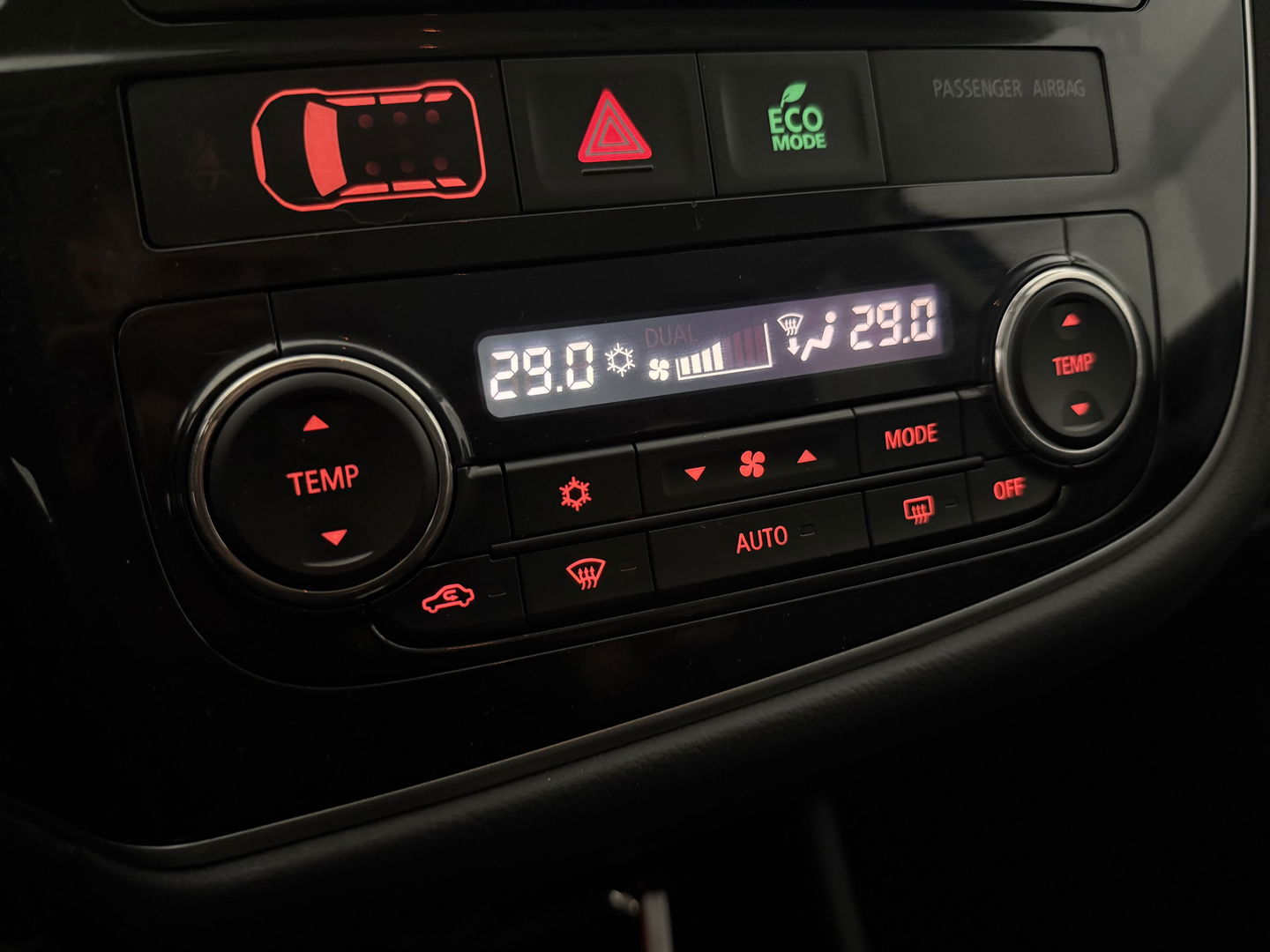 Mitsubishi Outlander 2.0 PHEV Executive Edition | Camera | Cruise | Clima | LED | Navi | NAP