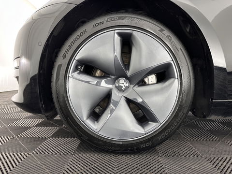 Tesla Model 3 Standard RWD Plus 60 kWh [ 3-Fase ] {SOH-80%} (INCL-BTW) Aut. *PANO | AUTOPILOT | LEATHER | KEYLESS | FULL-LED | MEMORY-PACK | TOPVIEW | DAB | CARPLAY | DIGI-COCKPIT | LANE-ASSIST | COMFORTSEATS | TOWBAR | 18"ALU*