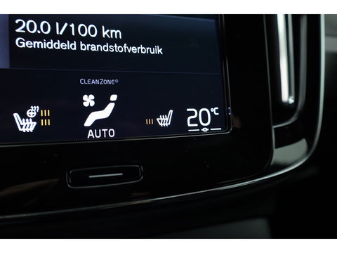 Volvo XC40 1.5 T5 Plug-in hybrid Plus Dark Facelift | Elek. stoelen +  geheugen | H&K Audio | Camera  | Stoel + stuurverw. |