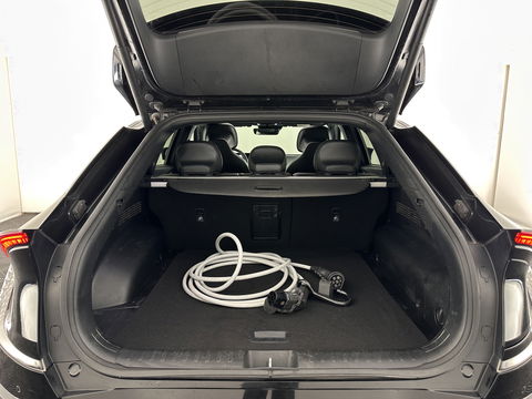 Kia Ev6 GT-Line 77.4 kWh (3-Fase-11kW) {SOH-98%} (INCL-BTW) Aut. *HEATPUMP | PANO | HEAD-UP | LEATHER-ALCANTARA | ADAPTIVE-CRUISE | DIGI-COCKPIT | MERIDIAN-AUDIO | MEMORYPACK | FULL-LED | KEYLESS | TOPVIEW | DAB | BLINDSPOT | NAVI-FULLMAP |