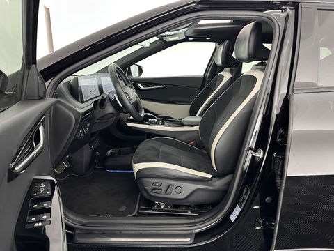 Kia Ev6 GT-Line 77.4 kWh (3-Fase-11kW) {SOH-98%} (INCL-BTW) Aut. *HEATPUMP | PANO | HEAD-UP | LEATHER-ALCANTARA | ADAPTIVE-CRUISE | DIGI-COCKPIT | MERIDIAN-AUDIO | MEMORYPACK | FULL-LED | KEYLESS | TOPVIEW | DAB | BLINDSPOT | NAVI-FULLMAP |