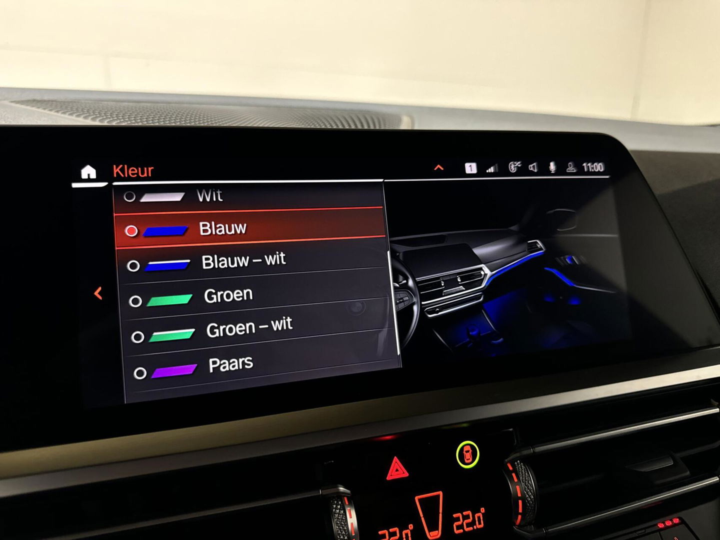 BMW 3 Serie 320e M-Sport Shadow Pano 360° Carplay Sfeerv.