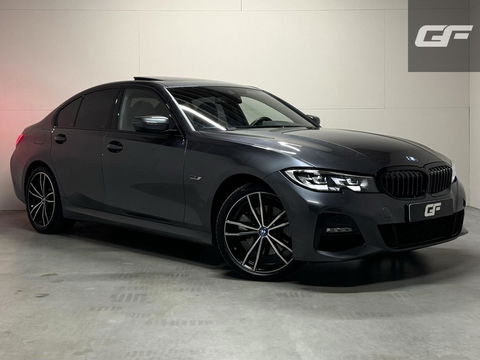 BMW 3 Serie 320e M-Sport Shadow Pano 360° Carplay Sfeerv.