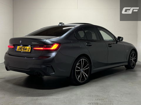 BMW 3 Serie 320e M-Sport Shadow Pano 360° Carplay Sfeerv.