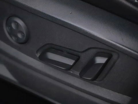 Audi Q5 2.0 TFSI Quattro Black Edition RS-Seats Pano HUD Sfeer Trekh.