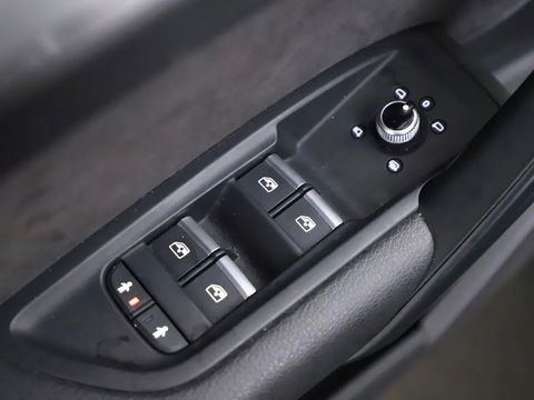 Audi Q5 2.0 TFSI Quattro Black Edition RS-Seats Pano HUD Sfeer Trekh.