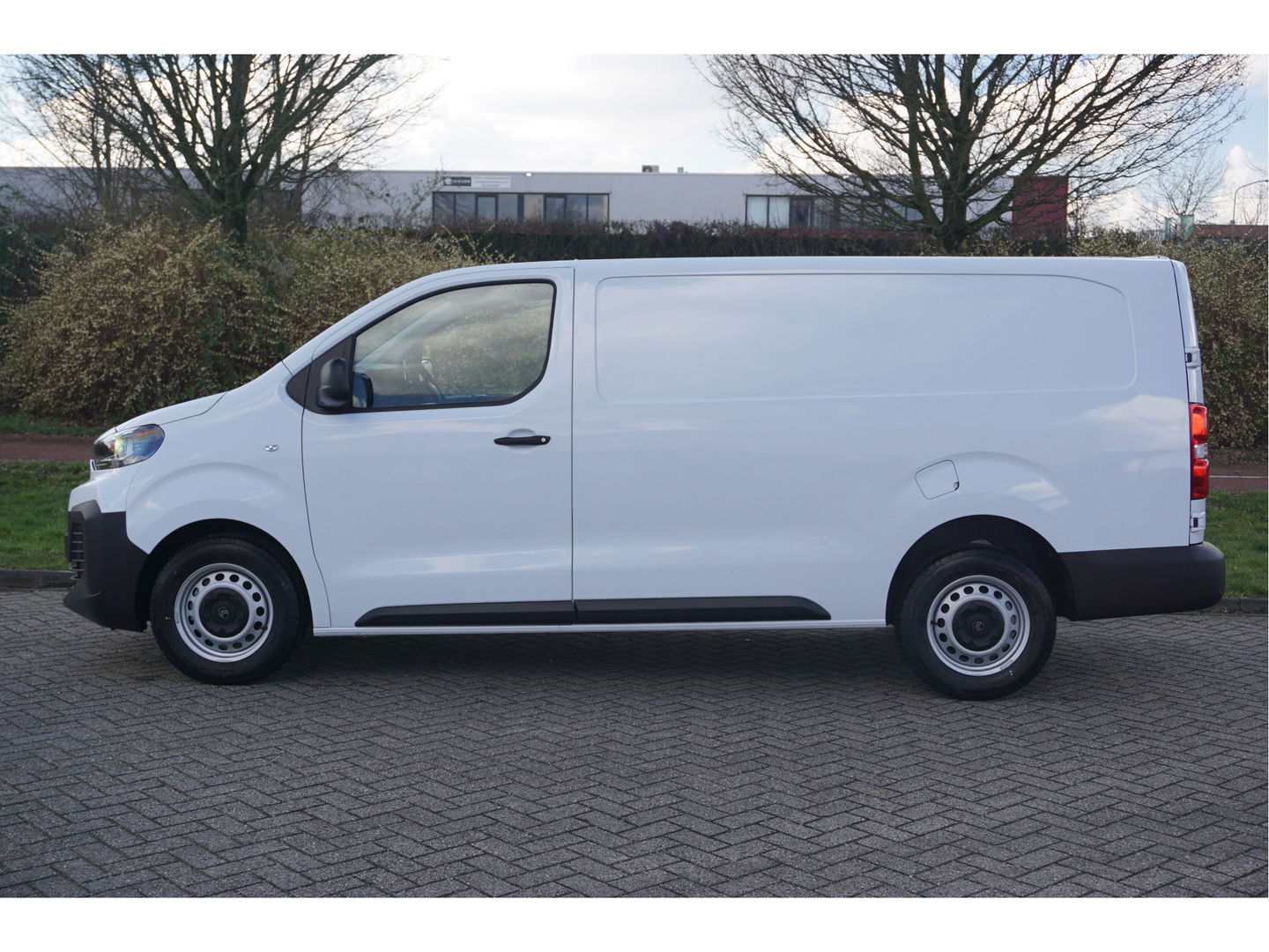 Citroën Jumpy 2.0D 180PK EAT8 Automaat L3H1 BPM VRIJ!! Apple CP/Android A, Camera, Cruise!! Nr. C872*