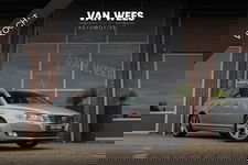Volvo V70 - 1.6 T4F Summum | Automaat | Dakraam | Trekhaak | 18 inch | Xenon | PDC | Navi | Bluetooth | Cruise control | Climate control | 180 pk | Leer | NL auto | Origineel