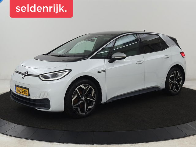 Volkswagen ID.3 - First Plus 58 kWh | Stoel & stuurverwarming | Camera | Adaptive cruise | Sfeerverlichting | Carplay | Navigatie | Matrix LED | Parkeerhulp | Sfeerverlichting | Climate control