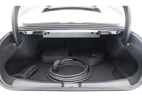 Mercedes-Benz CLA-Klasse 250 e Luxury Line | Pano | Elek. Trekhaak | Dig. Cockpit | Cruise | Stoelverw. | Camera | Keyless | 18'' | Multibeam