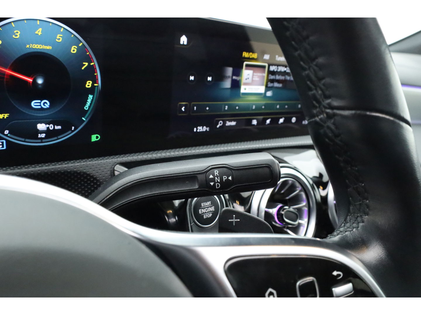 Mercedes-Benz CLA-Klasse 250 e Luxury Line | Pano | Elek. Trekhaak | Dig. Cockpit | Cruise | Stoelverw. | Camera | Keyless | 18'' | Multibeam