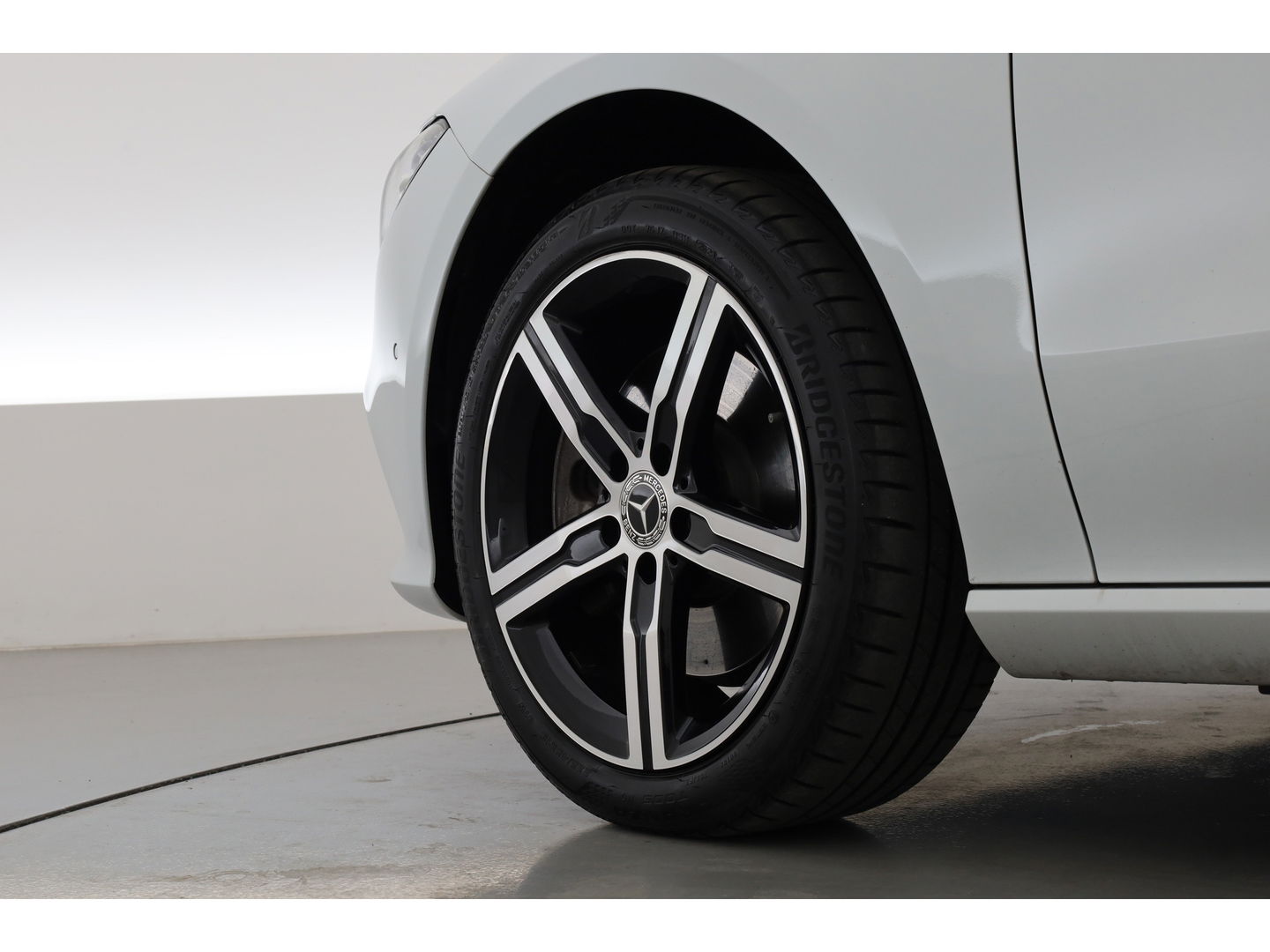 Mercedes-Benz CLA-Klasse 250 e Luxury Line | Pano | Elek. Trekhaak | Dig. Cockpit | Cruise | Stoelverw. | Camera | Keyless | 18'' | Multibeam