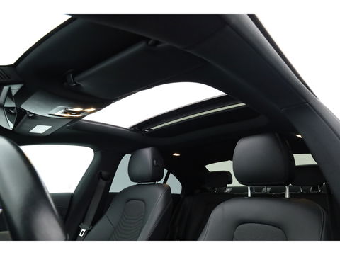 Mercedes-Benz CLA-Klasse 250 e Luxury Line | Pano | Elek. Trekhaak | Dig. Cockpit | Cruise | Stoelverw. | Camera | Keyless | 18'' | Multibeam