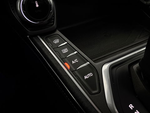 Lynk Co 01 1.5 Black Edition | SOH 90% | Pano | Sfeer | Camera | Trekh. | Memory | Virtual | Adap.Cruise | Carplay | NAP