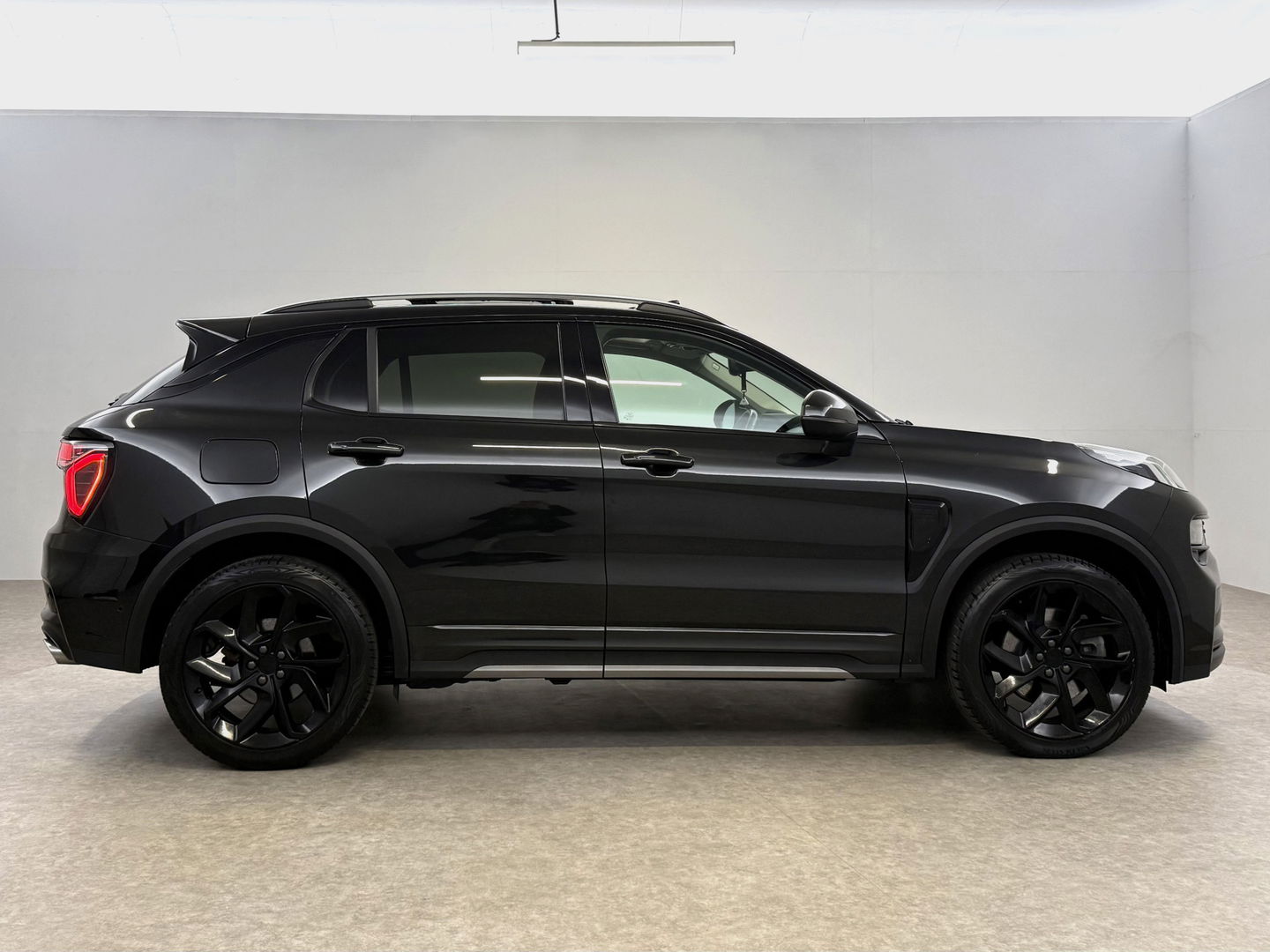 Lynk Co 01 1.5 Black Edition | SOH 90% | Pano | Sfeer | Camera | Trekh. | Memory | Virtual | Adap.Cruise | Carplay | NAP