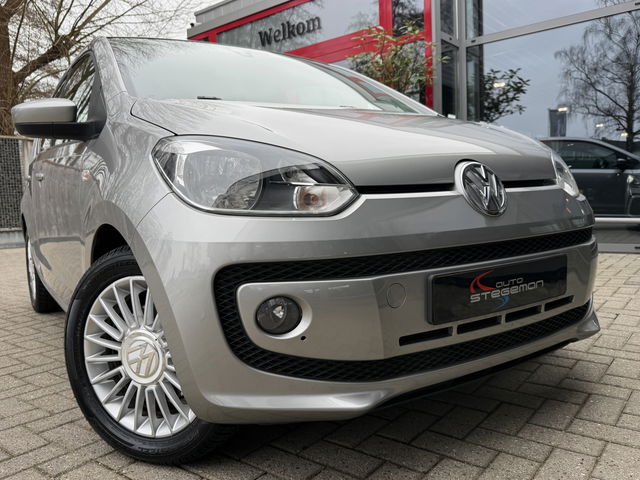 Volkswagen up! - 1.0 5DRS *!* HIGH UP *!* AIRCO/ NAVIGATIE/ LMV/ 83 DKM *!*