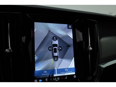 Volvo V90 B4 D Ultimate Bright 197pk | Pano | HUD | 360cam | H&K | Memory seats | Standkachel |