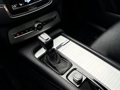 Volvo XC90 2.0 D5 AWD | GRIJSKENTEKEN | PANO | STOELVERWARMING | LED | AUT