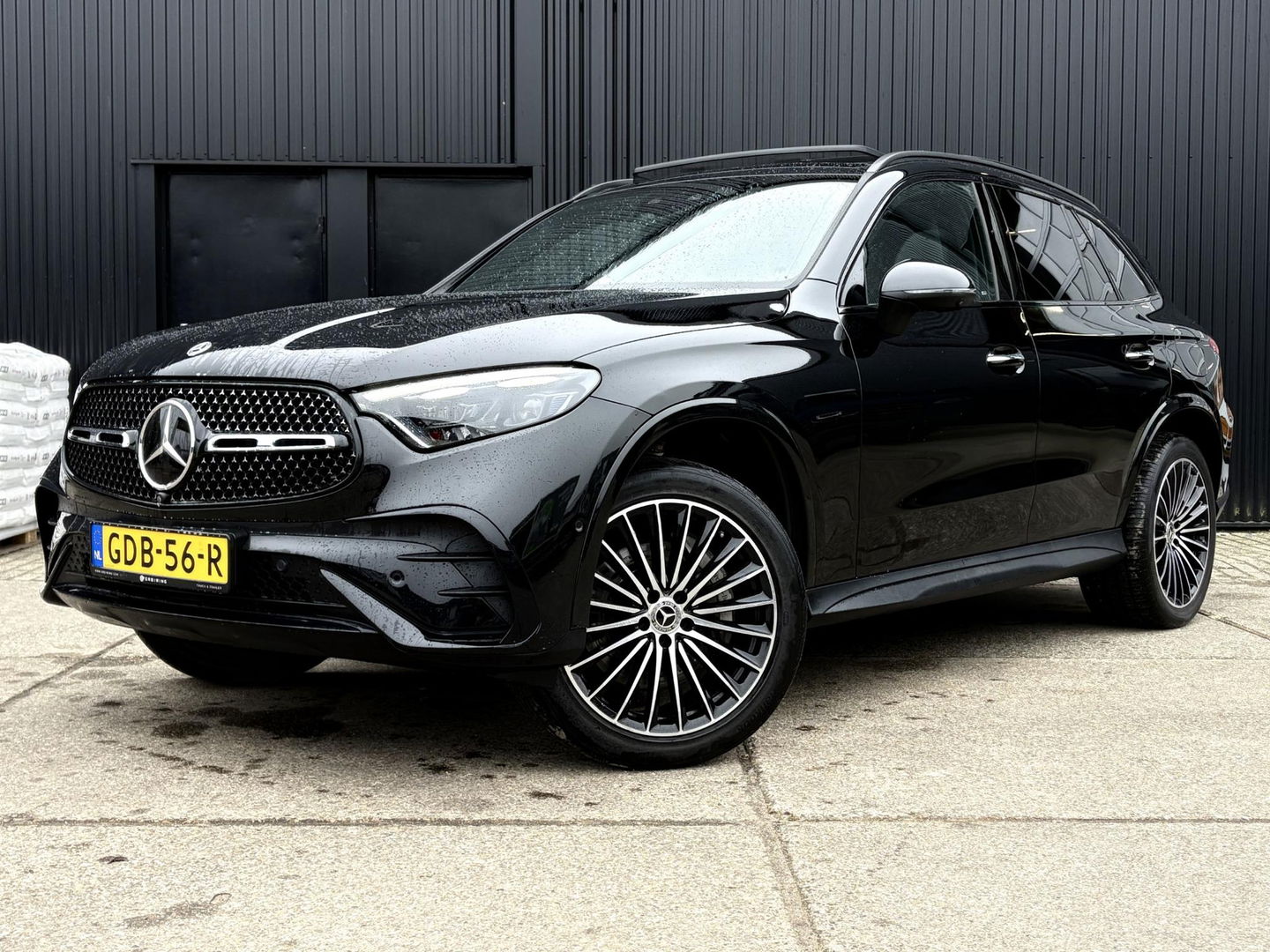 Mercedes-Benz GLC 400e 4MATIC AMG Line | LUCHTVERING | 360 | AC | PANO