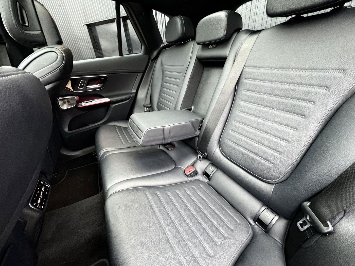 Mercedes-Benz GLC 400e 4MATIC AMG Line | LUCHTVERING | 360 | AC | PANO