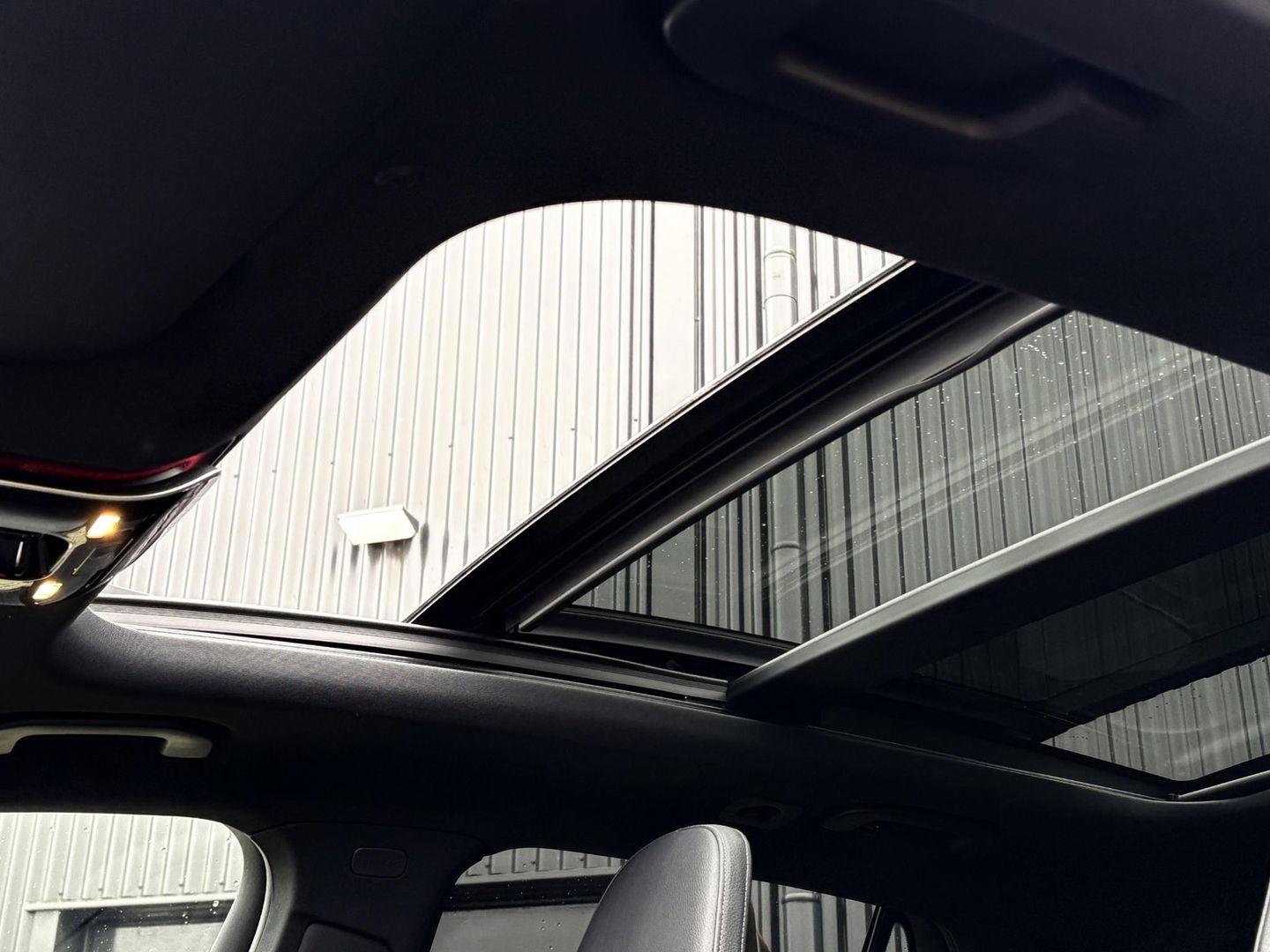 Mercedes-Benz GLC 400e 4MATIC AMG Line | LUCHTVERING | 360 | AC | PANO