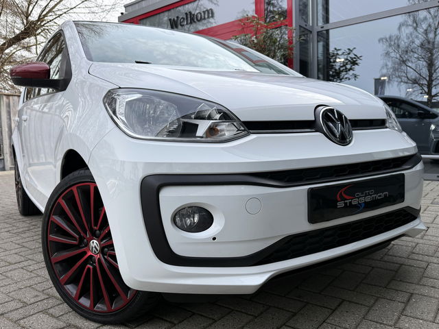 Volkswagen up! - 1.0 75PK *!* HIGH UP *!* ECC/ NAVI/ CRUISE/ 17 INCH/ PDC/ 59 DKM *!*