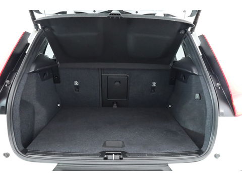 Volvo XC40 1.5 T5 Plug-in hybrid Ultimate Dark | Pano | Adapt. Cruise | 360cam | Stoel- Stuurverw. | Elek. Stoelen | H&K Audio